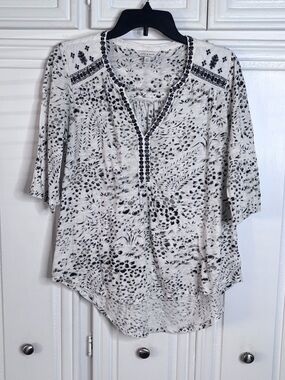 Lucky Brand White & Black Printed Split-Neck Tunic SP